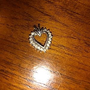 10k white gold diamond heart necklace